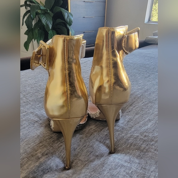 Steve Madden Marlen Snakeskin Heel - Picture 2 of 4